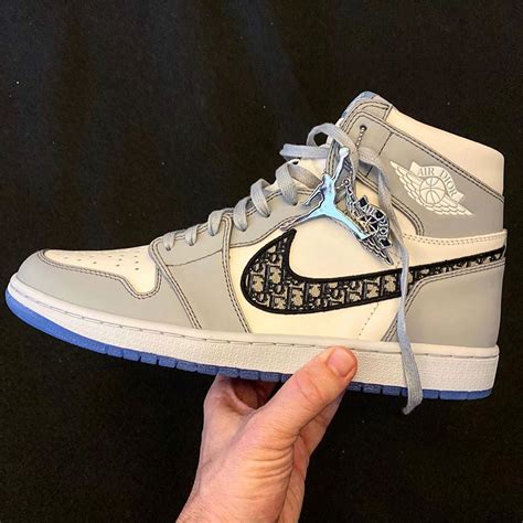 kids jordan 1 dior